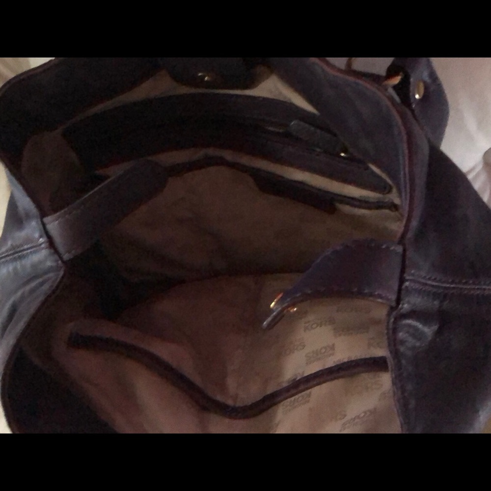 Handbag - Picture 6 of 7